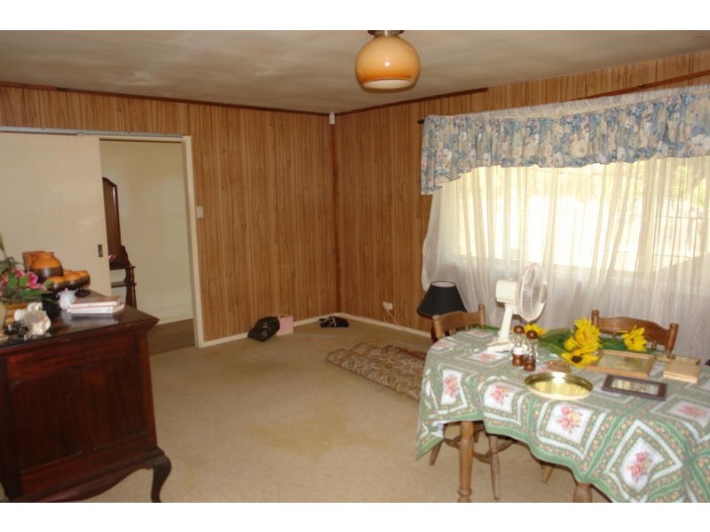 1 Karingal Street, Kenmore QLD 4069